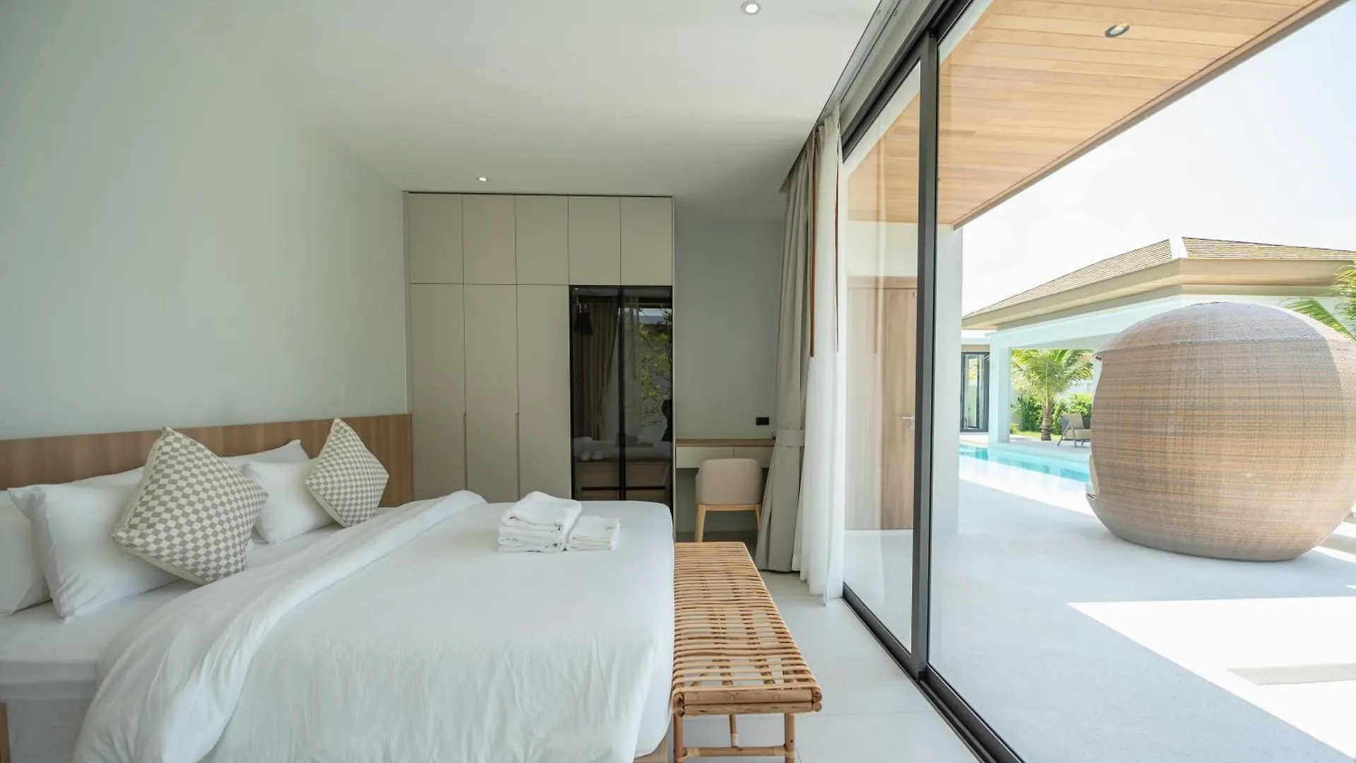 Mouana Breeze Mai Khao Vip 4-Bedroom Pool Villa 9913