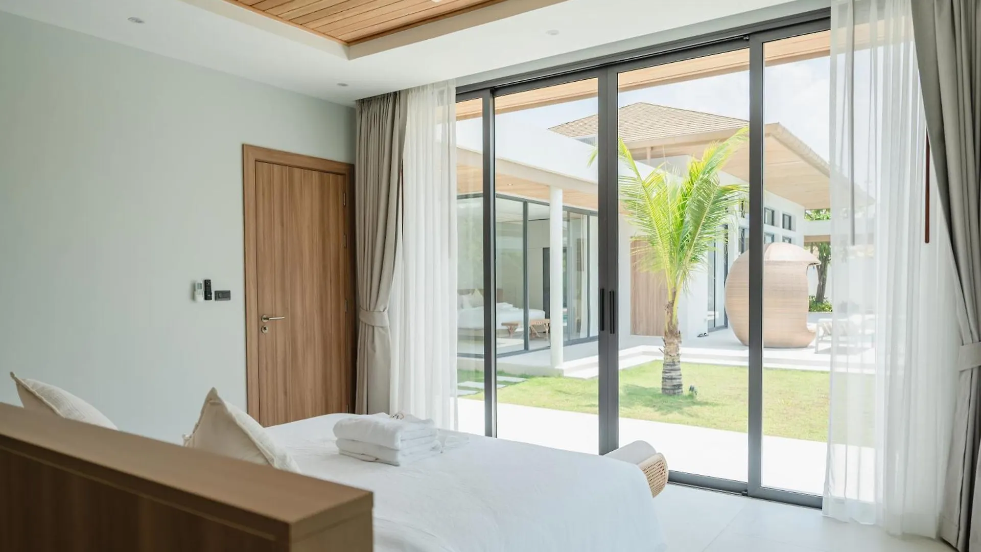 Mouana Breeze Mai Khao Vip 4-Bedroom Pool Villa 9913 Thailand