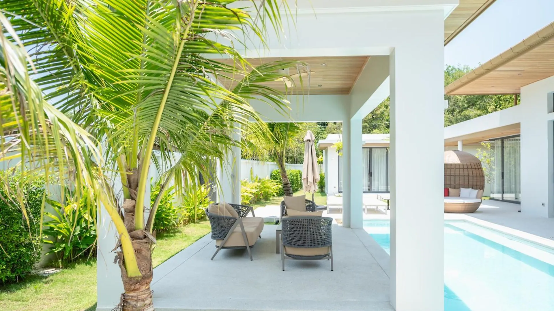 Mouana Breeze Mai Khao Vip 4-Bedroom Pool Villa 9913 0*,